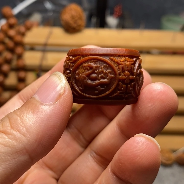 八***所巴西橄榄核雕刻四象指环