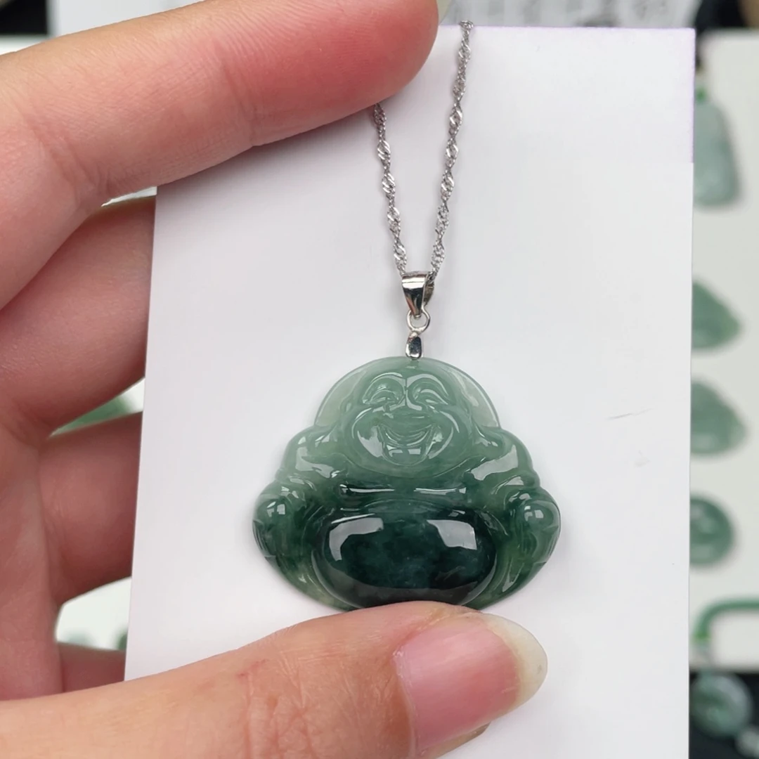 慧***妆翡翠未镶嵌颈饰佛公