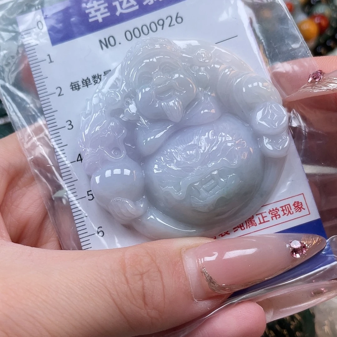 翡翠未镶嵌颈饰hhhh