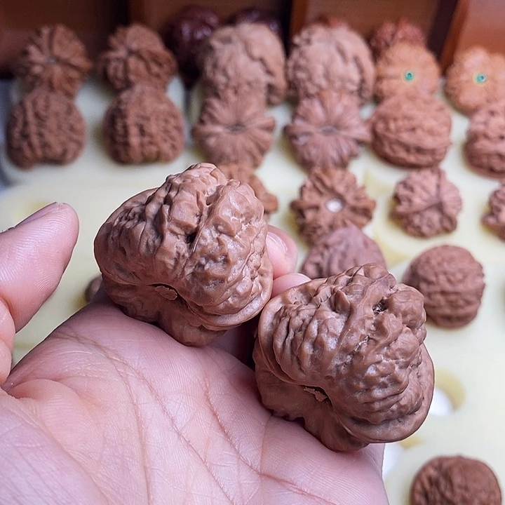 【闪购商品】文玩核桃吊坠38蛤蟆头