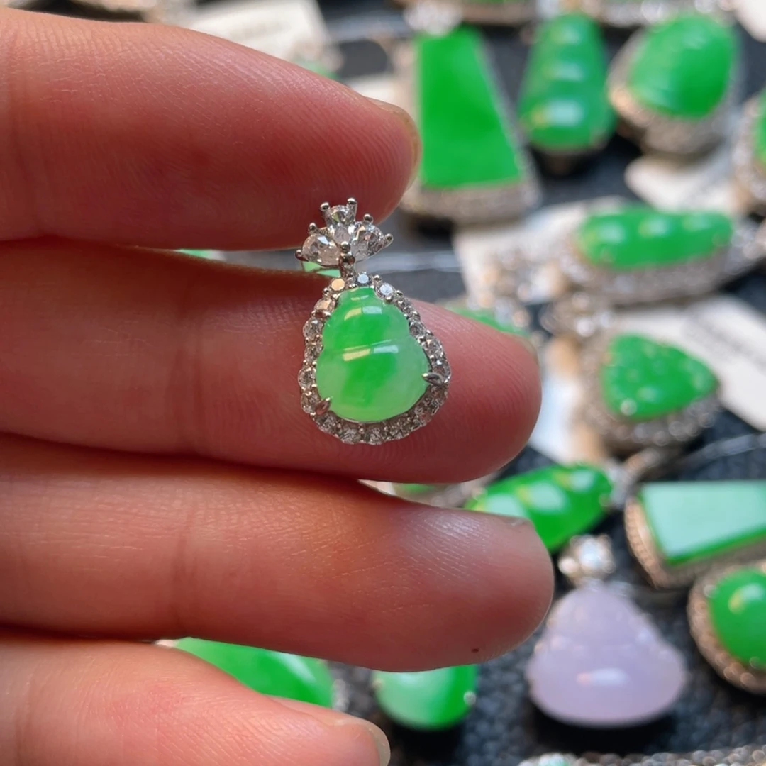 翡翠银S925镶嵌颈饰