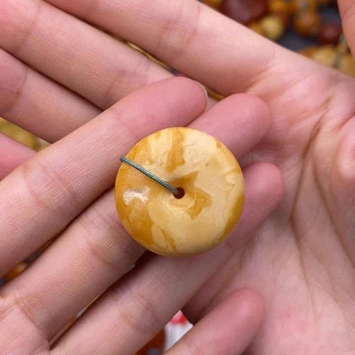 琥珀未镶嵌裸石蜜蜡M
