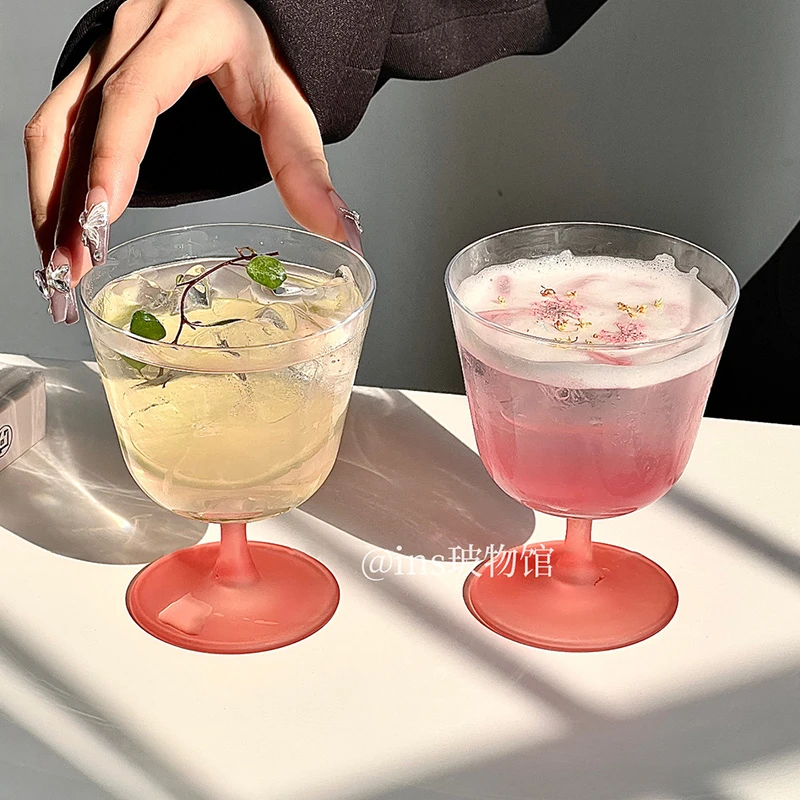 高级感粉色阔口矮脚玻璃杯饮品杯冷萃杯微醺酒杯轻薄特调鸡尾酒杯