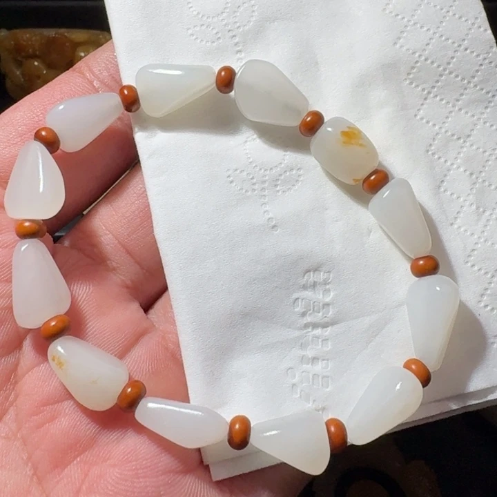 和田玉未镶嵌吊坠(不含链)