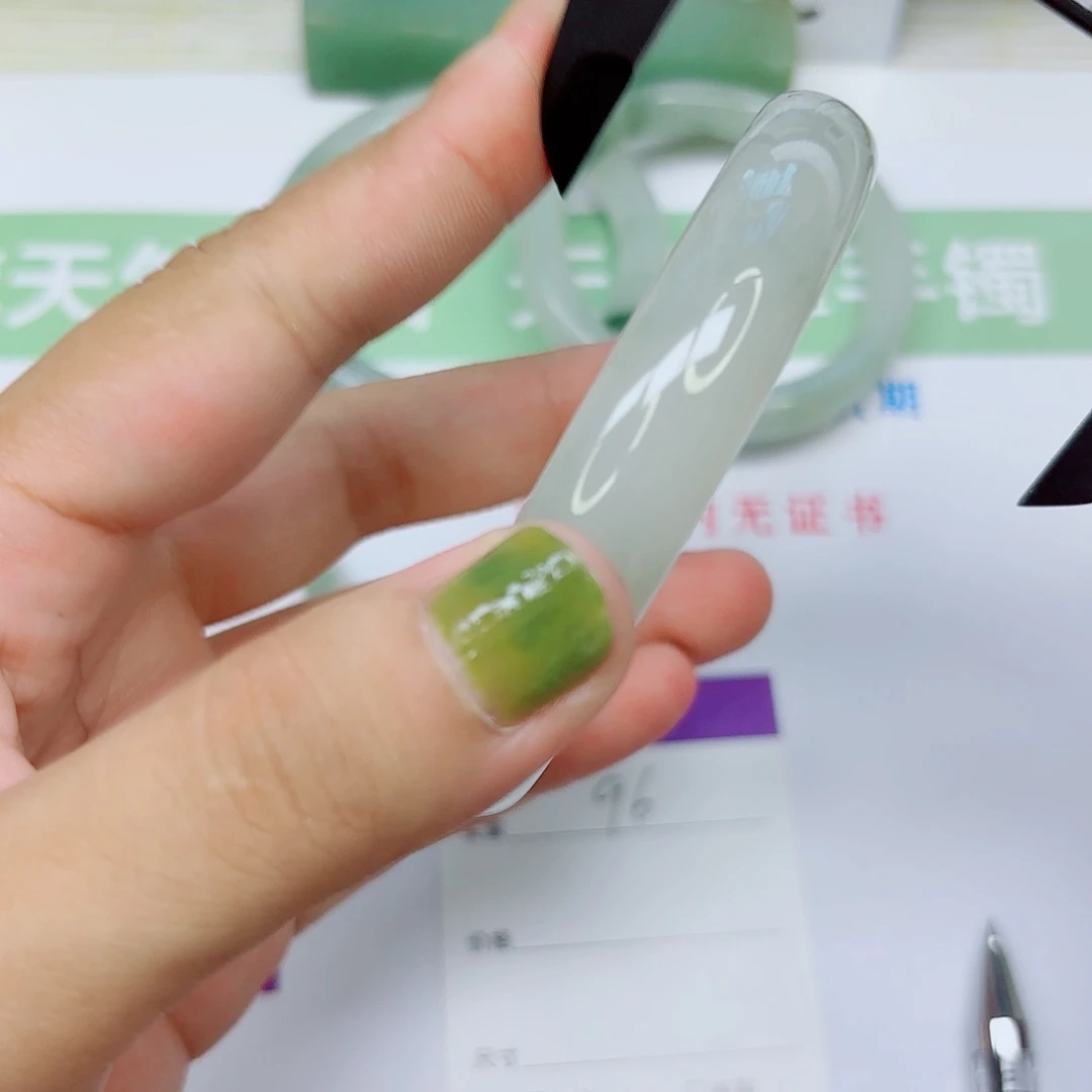 石英质玉手镯未镶嵌96/6261