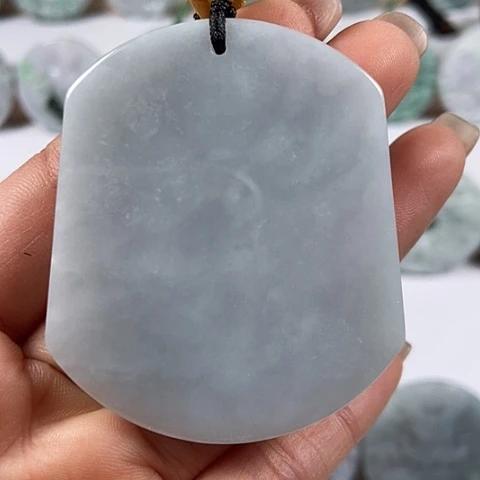 翡翠颈饰未镶嵌无事牌福利