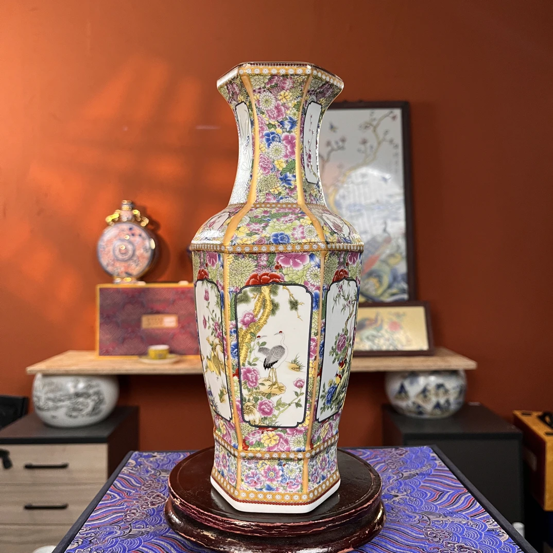 六棱花鸟赏瓶珐琅彩工艺景德镇陶瓷摆件