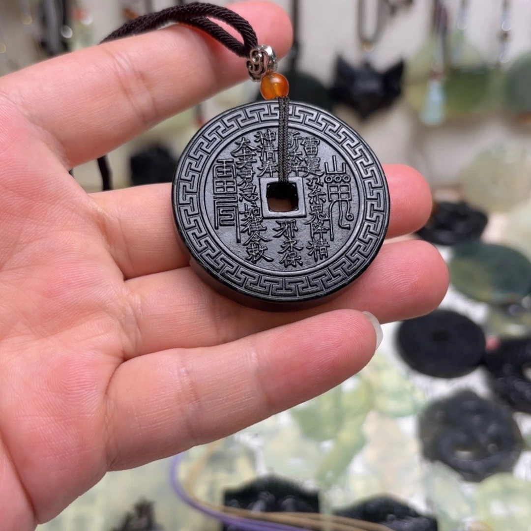 蛇纹石玉合金颈饰