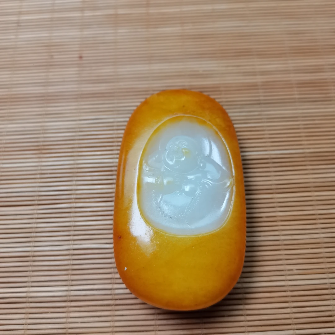 新疆和田玉弥勒佛笑口常开把件152克