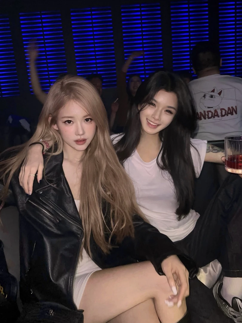 夏媛原创 松弛刚需打底 微透白t上衣