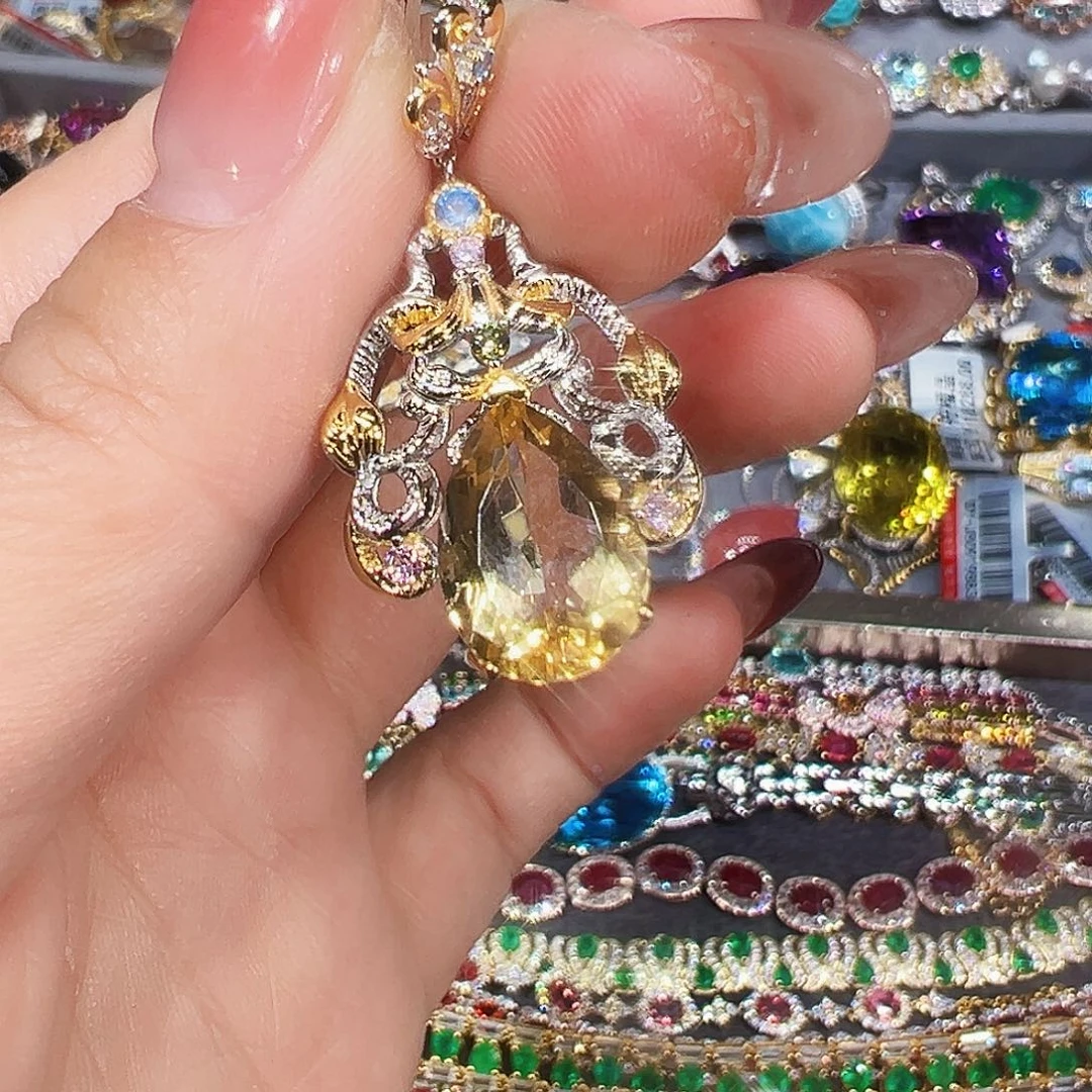 颈饰银S925镶嵌绿水晶