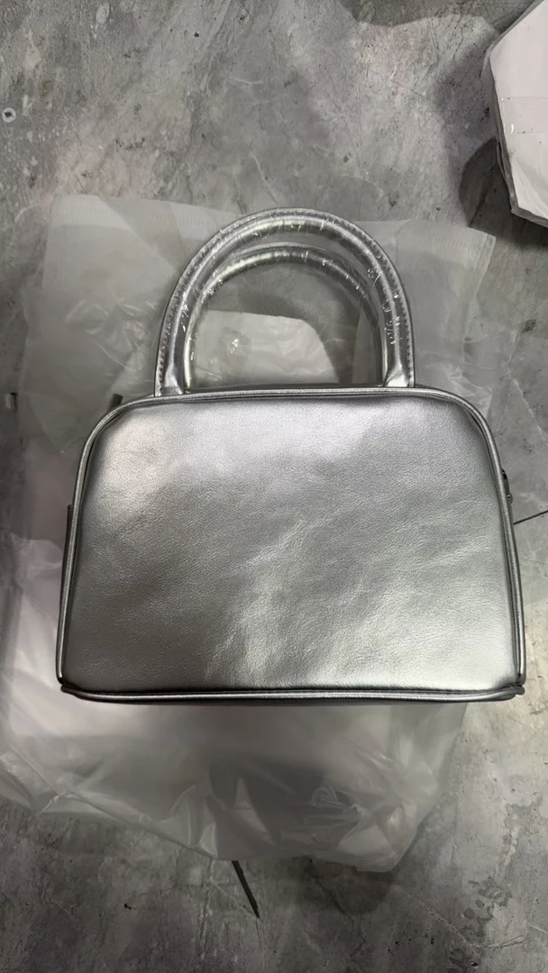 9080银色【清货有瑕】时尚轻奢百搭气质女包