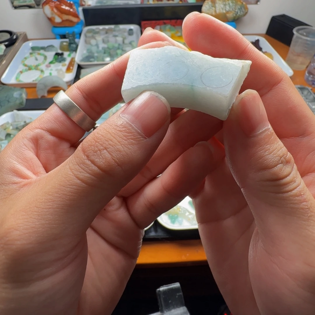 定制翡翠未镶嵌材料