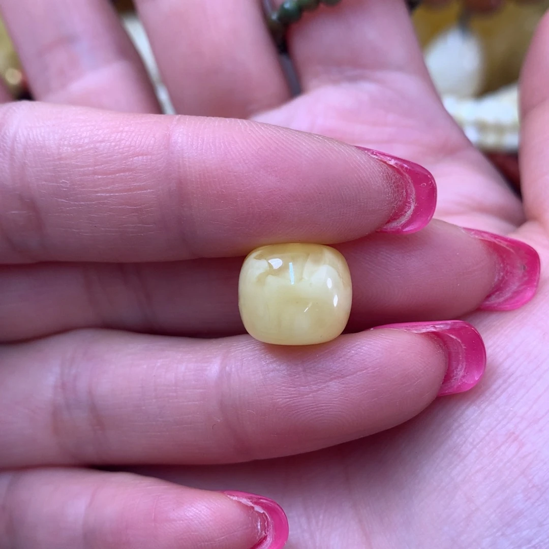 未镶嵌琥珀裸石蜜蜡卡12