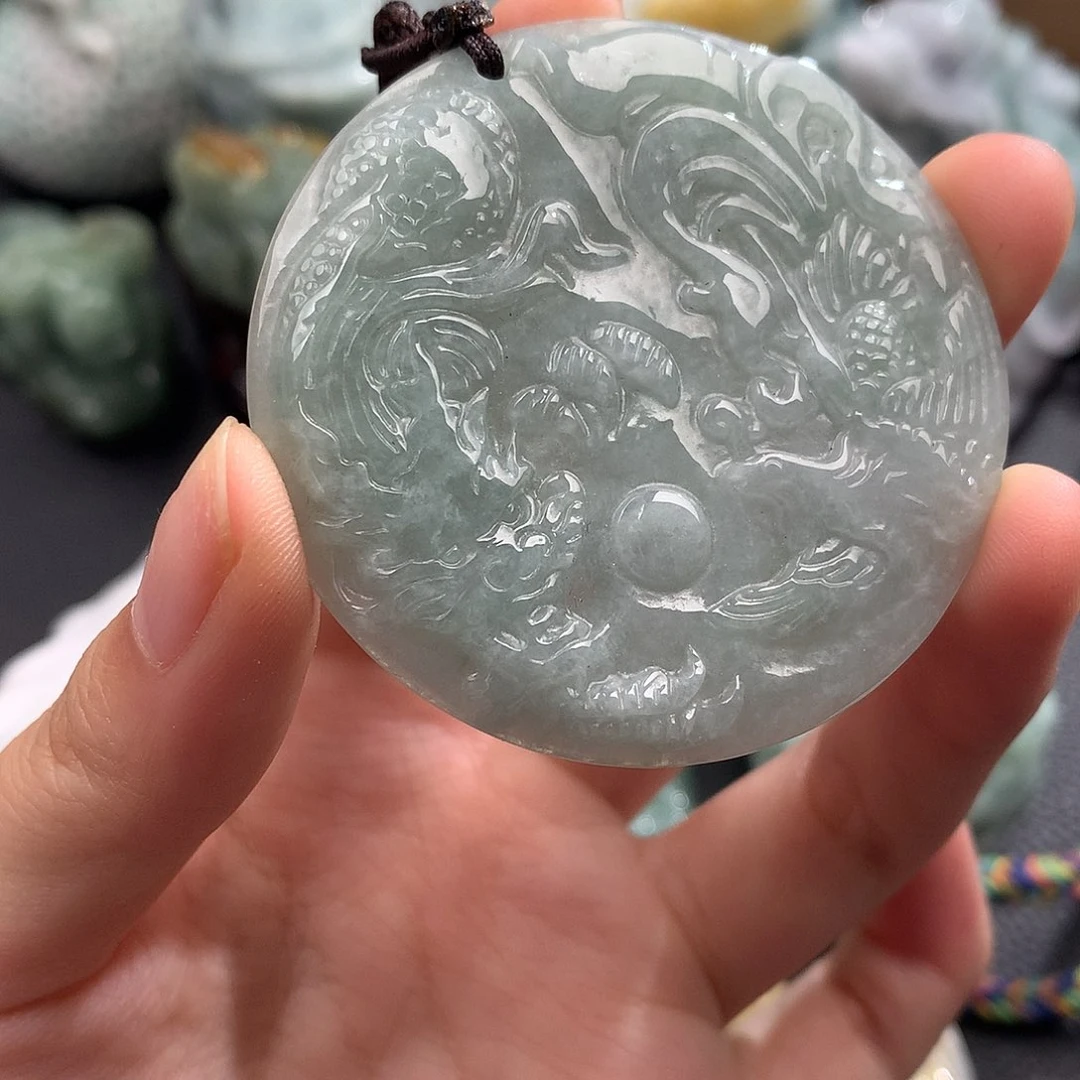 吊坠(不含链)未镶嵌翡翠