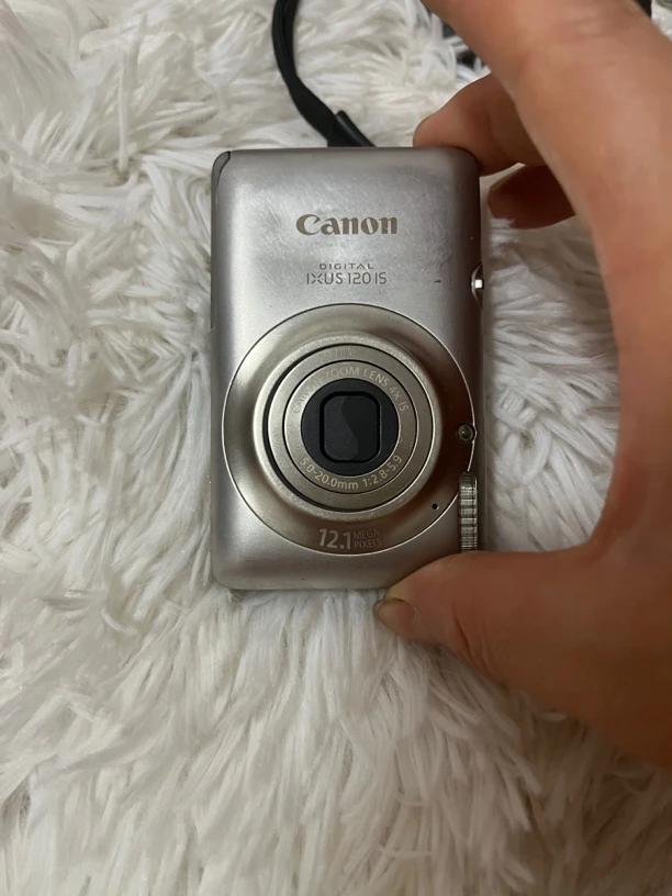 9新 Canon/佳能 Ixus120 1200万像素4倍光变配件齐全no退换
