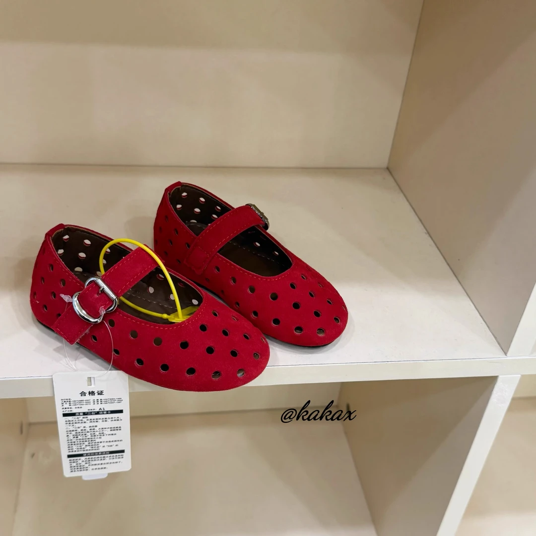 女童皮鞋软底镂空2025小女孩单鞋新款豆豆儿童公主宝宝鞋子幼儿园