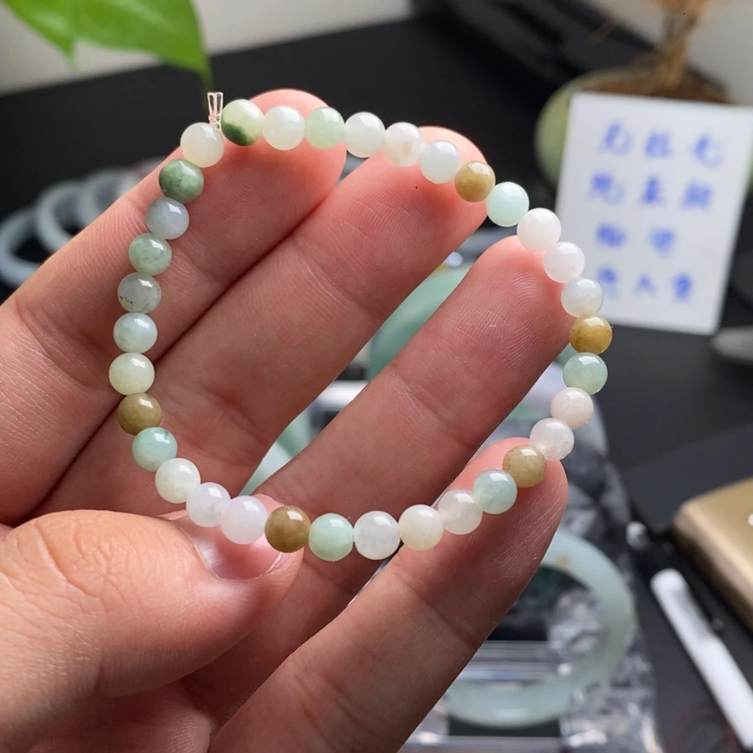 翡翠未镶嵌颈饰小米珠