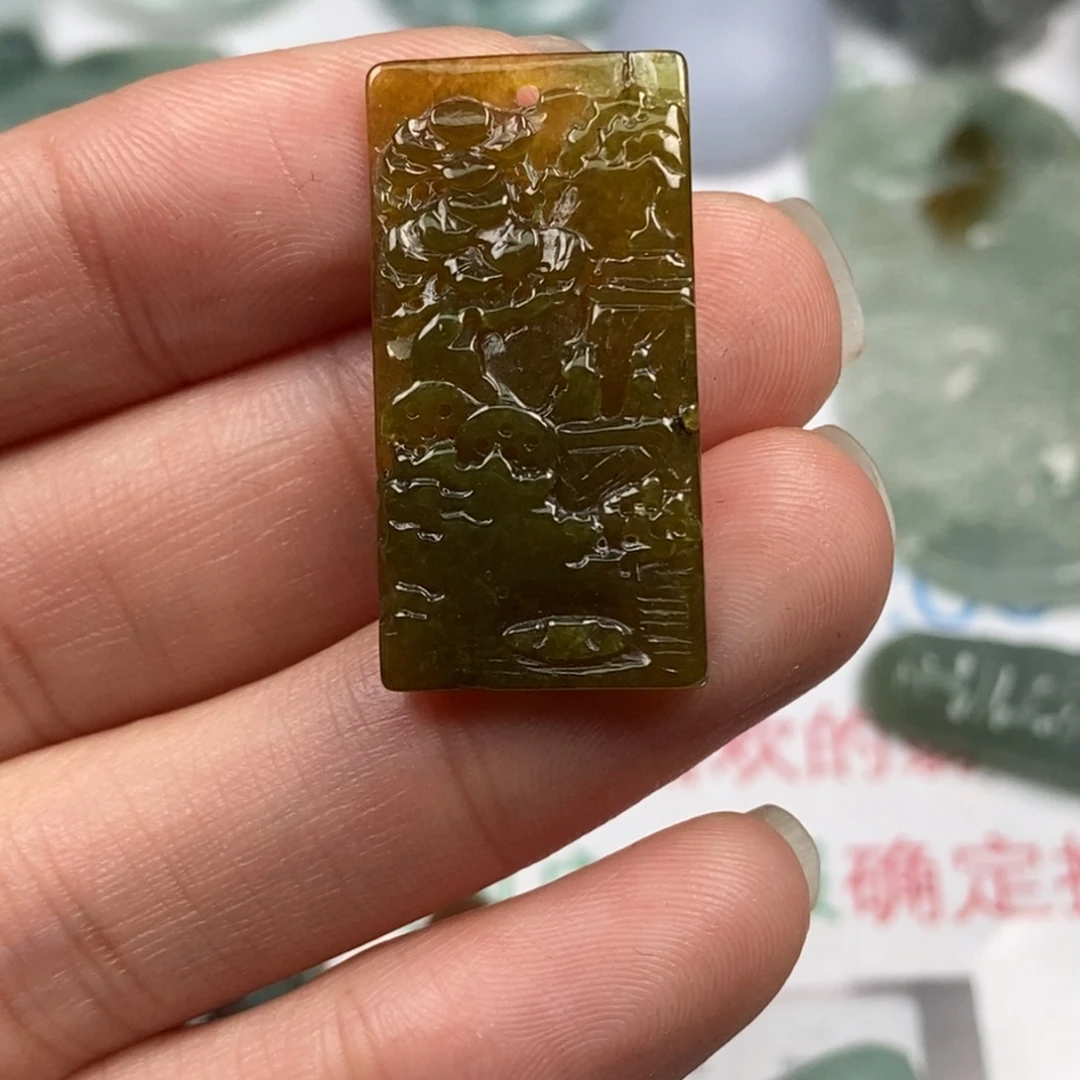 翡翠未镶嵌颈饰翡翠