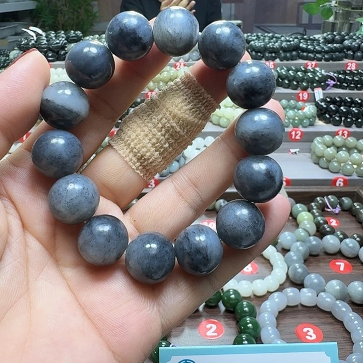 未镶嵌手链和田玉新疆青花卡16