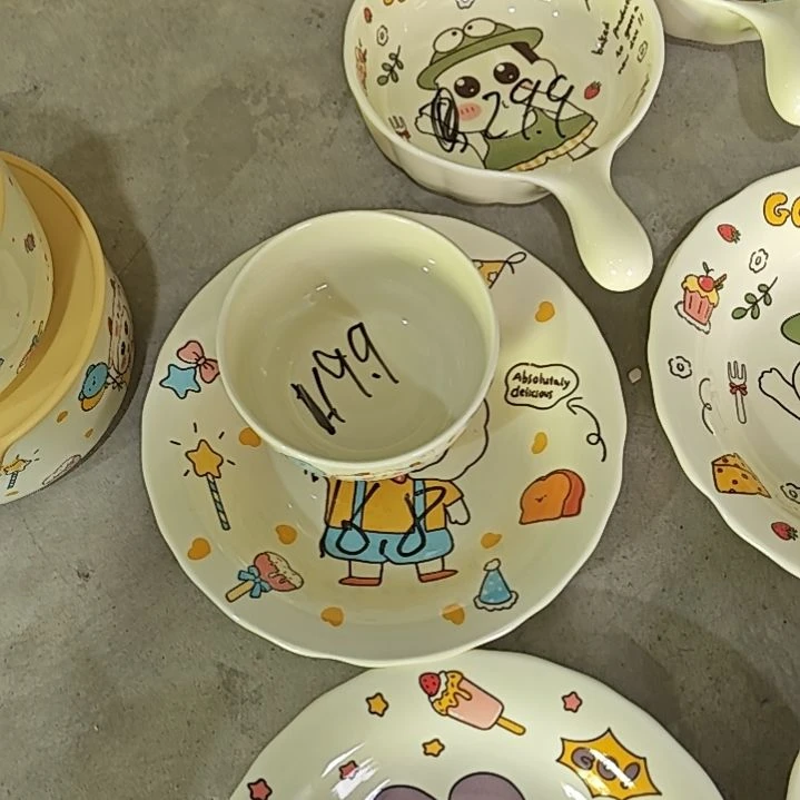 小新绵羊盘子加葫芦碗一套和单炳碟