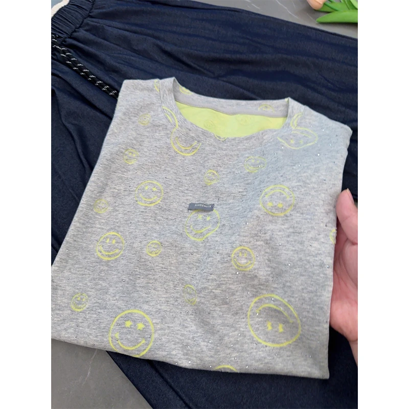 「雕刻笑脸」超好看~夏季大码笑脸印花短袖时尚洋气设计感上衣-2712