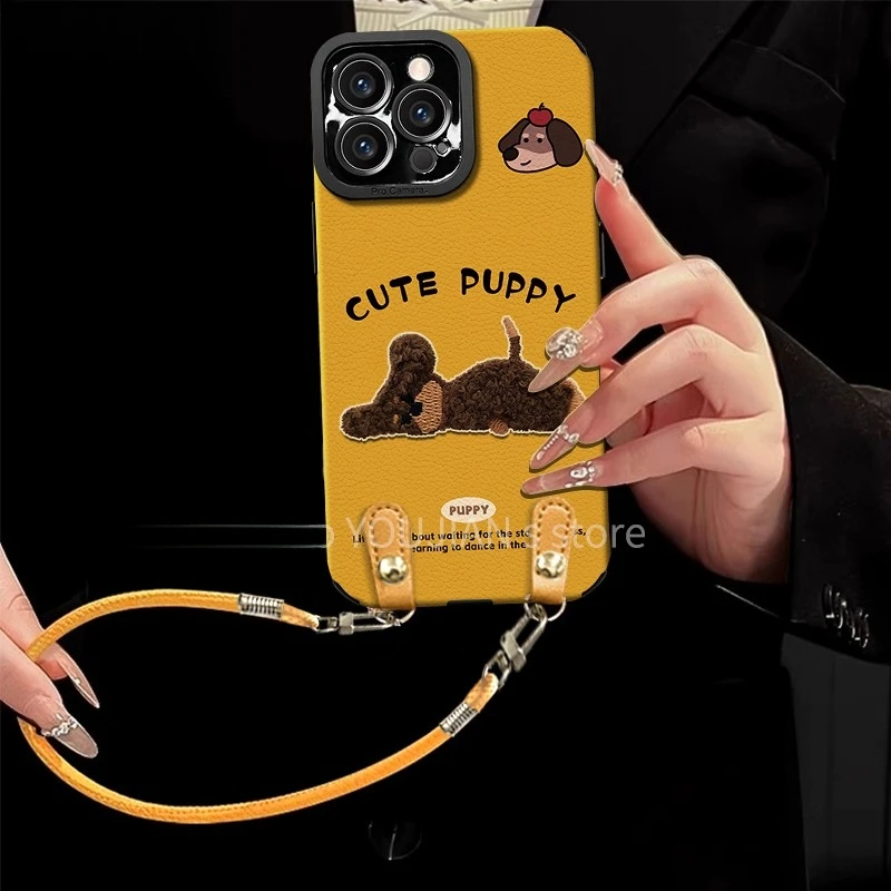 秋冬姜黄色刺绣小狗适用苹果16/17promax手机壳华为oppovivo小米