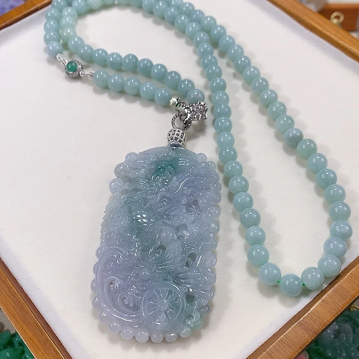 翡翠未镶嵌颈饰翡翠吊坠