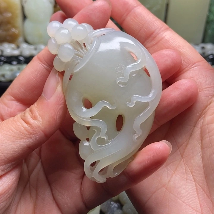 颈饰未镶嵌和田玉