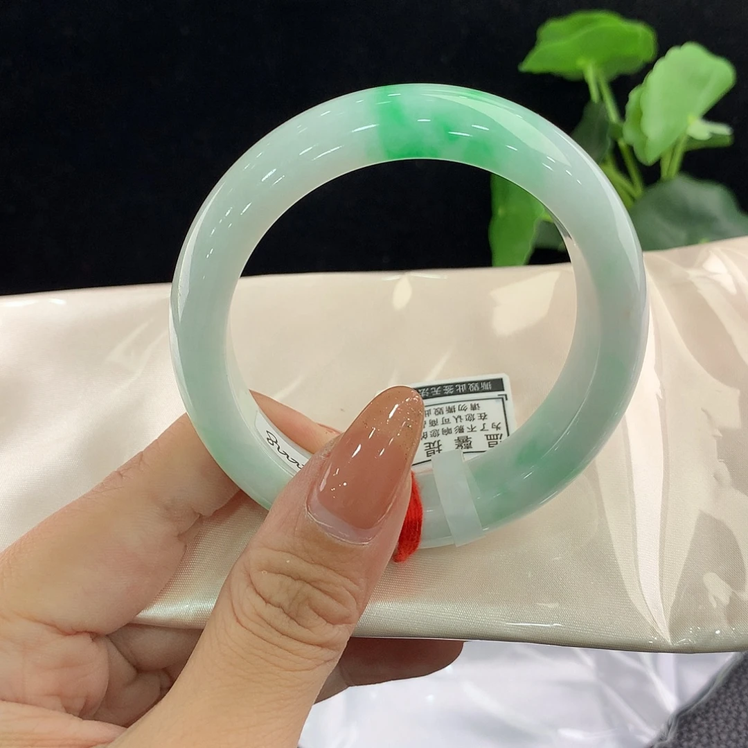 翡翠未镶嵌手镯正56