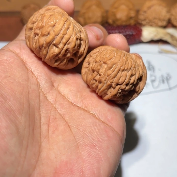 核桃磨盘麻核桃的