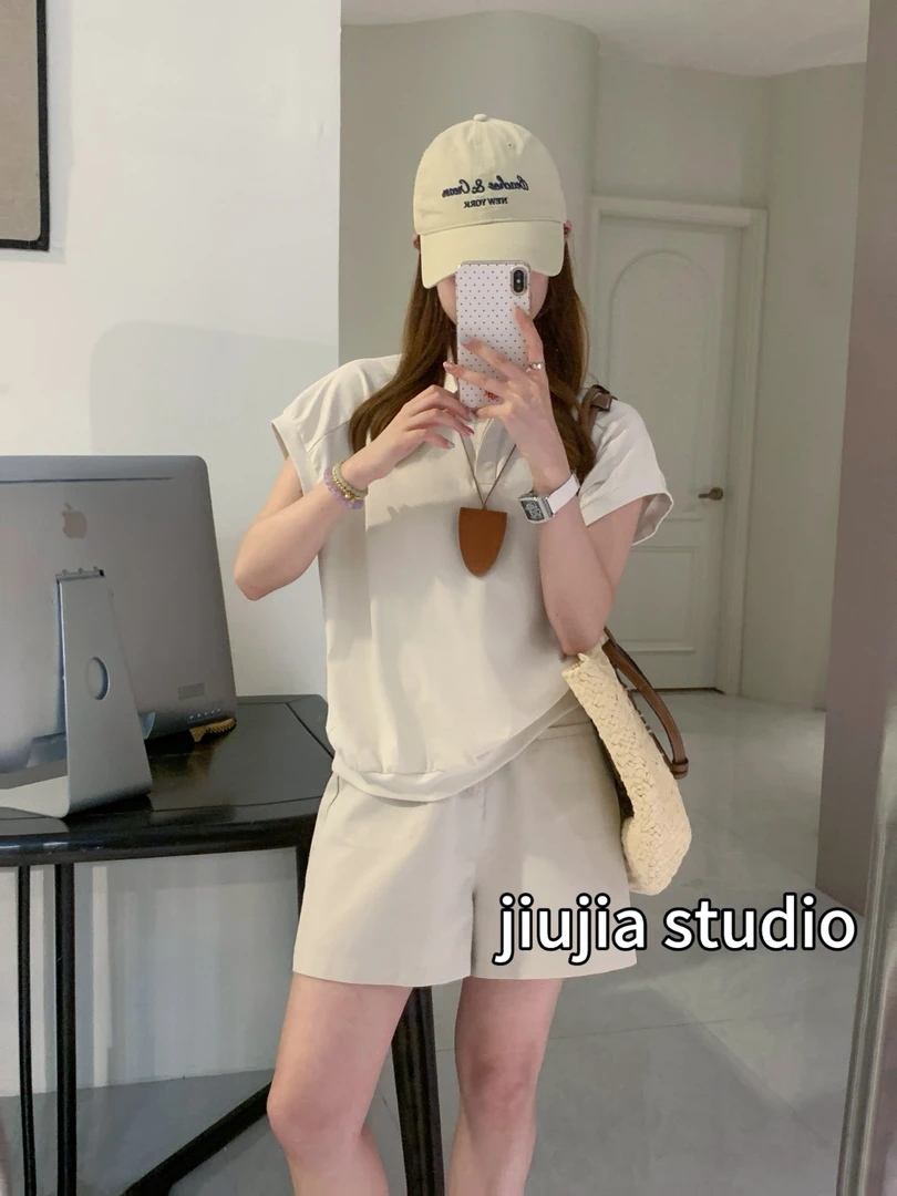 九佳 -【私服出街】翻领休闲显瘦百搭内搭时尚打底衫短袖POLO T恤