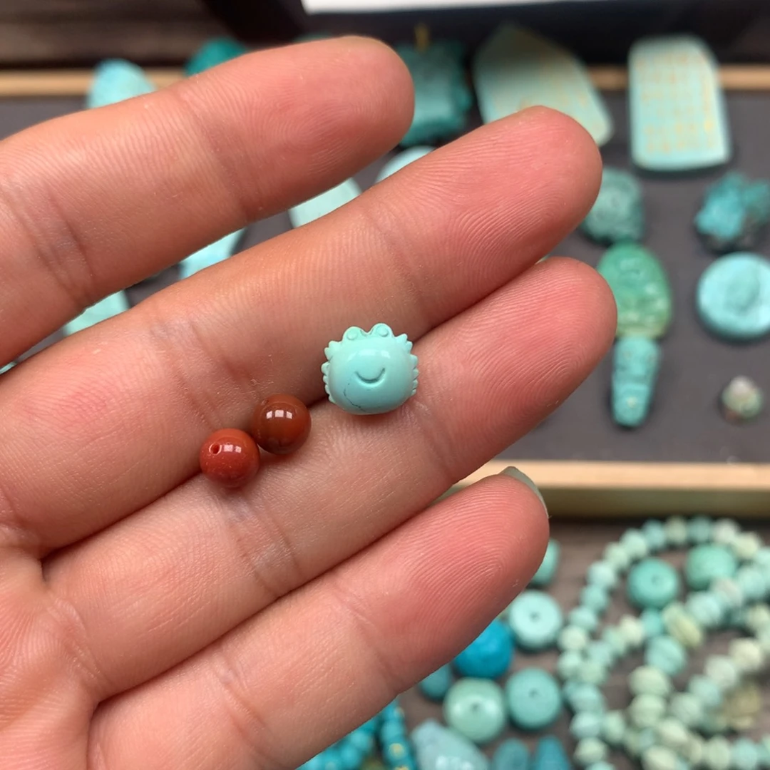 南红玛瑙雕刻未镶嵌