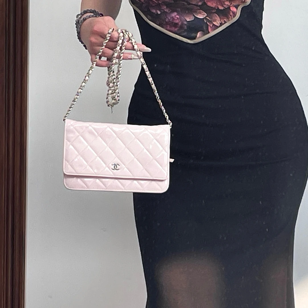 95新 Chanel/香奈儿 chanel樱花粉漆皮woc斜挎包