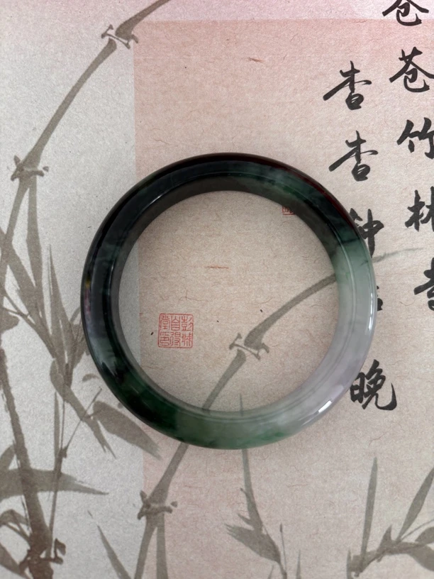 X745-五四加春彩宽胎缅甸翡翠手镯