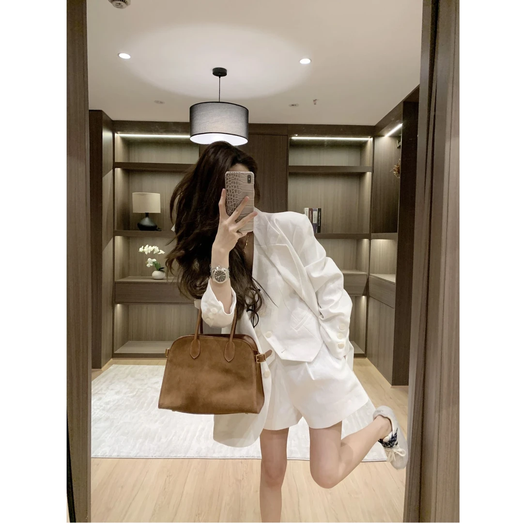 8695高级感休闲西装时尚套装女2025新款气质外套马甲短裤三件套