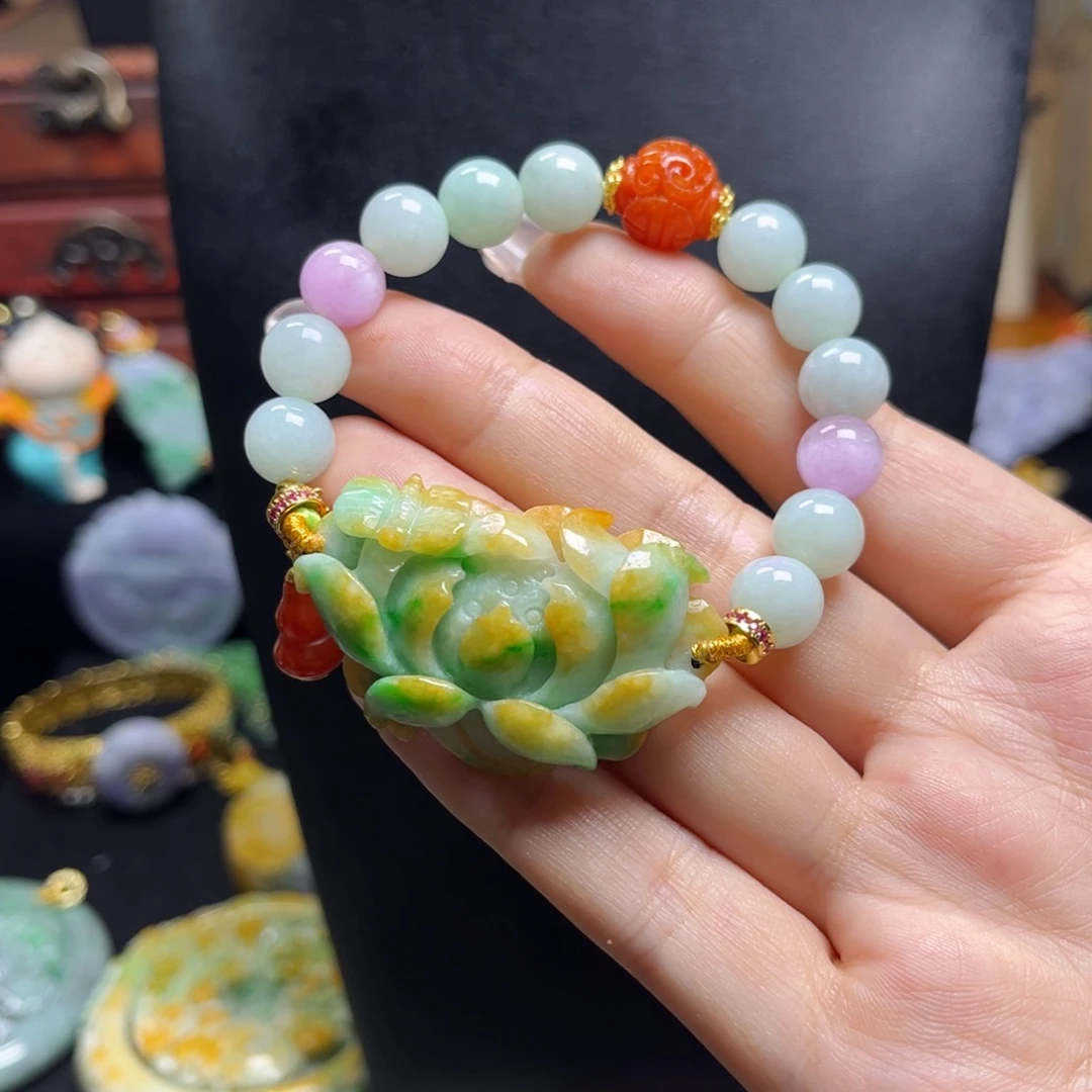 颈饰未镶嵌翡翠莲花