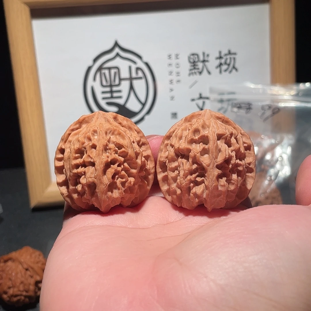 文玩核桃吊坠40全品苹果园