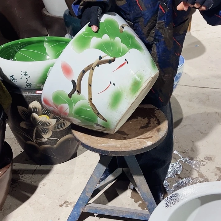 景德镇陶瓷鱼缸艺术直径40厘米高25厘米