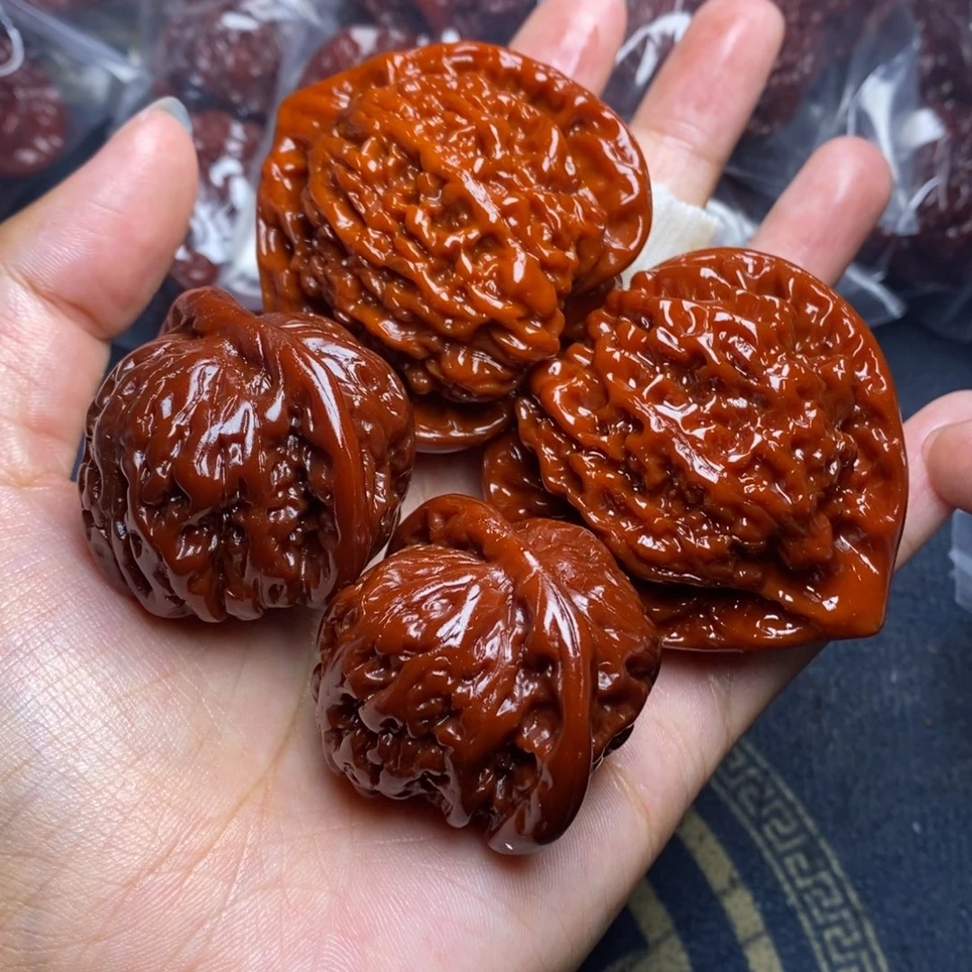 王***r吊坠文玩核桃色差