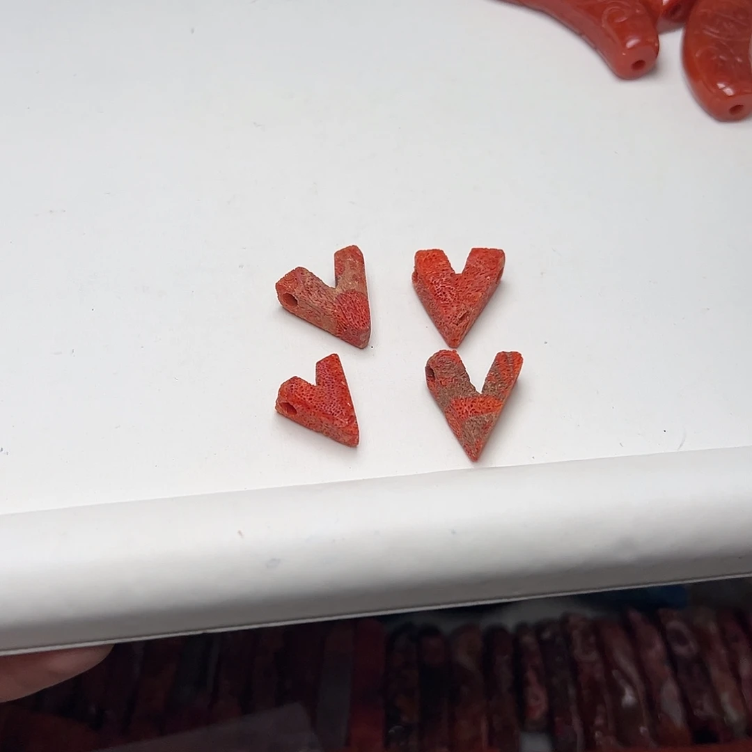 玛瑙/玉髓合金珠宝半成品G744。天然深海草竹v字一个