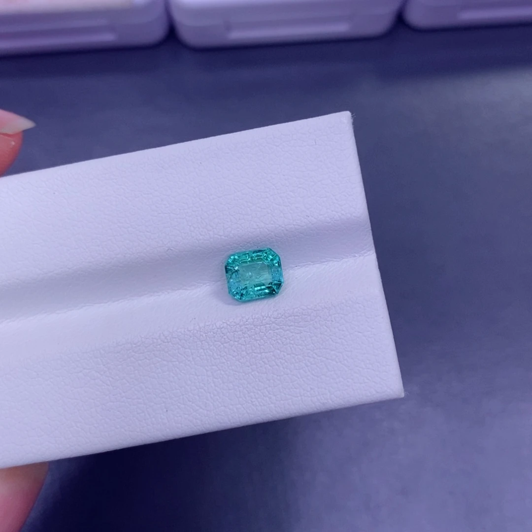 裸石祖母绿0.855克拉