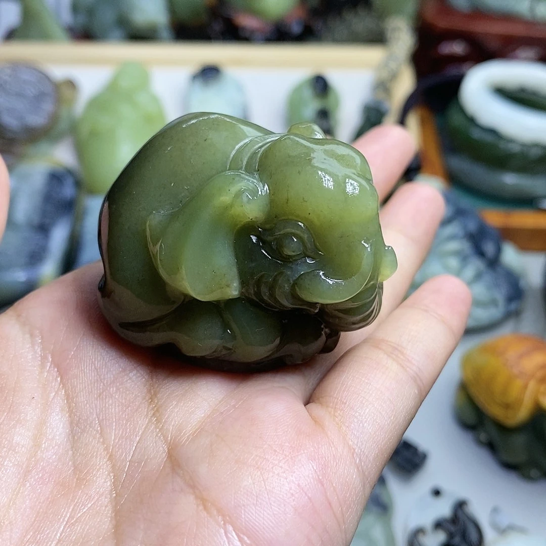 【闪购商品】颈饰未镶嵌和田玉?****鱼