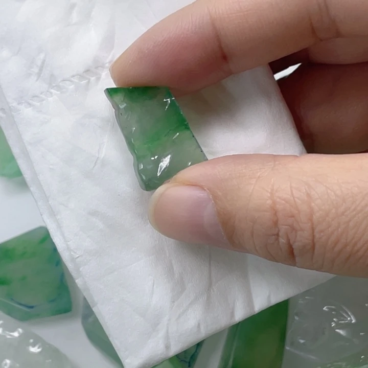 人***旺定制翡翠未镶嵌包工