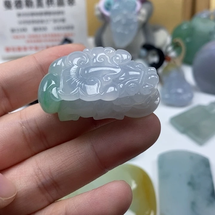 翡翠未镶嵌颈饰缅甸翡翠