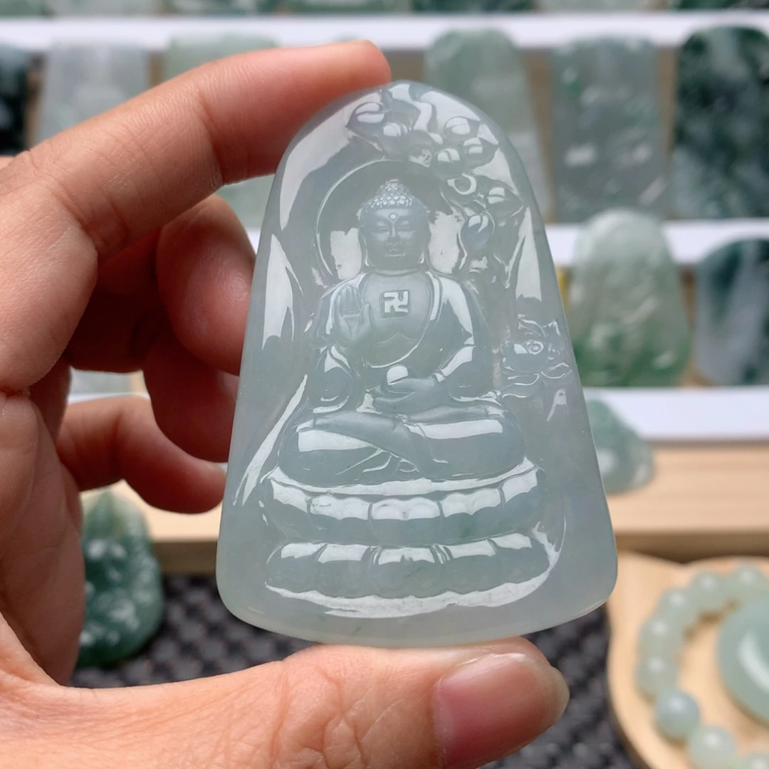 熊***哥吊坠(不含链)未镶嵌翡翠阿弥陀佛