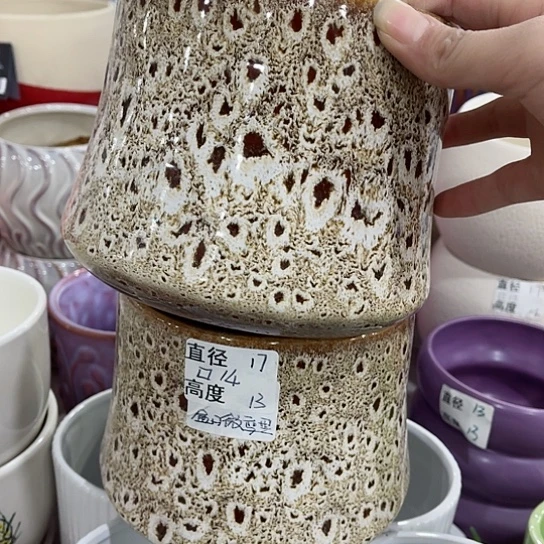 多肉绿植陶瓷花盆9.9包邮，有孔