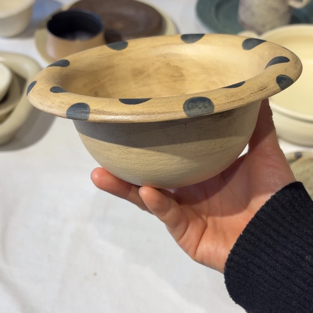 陶刘超手作蓝波点蘑菇碗