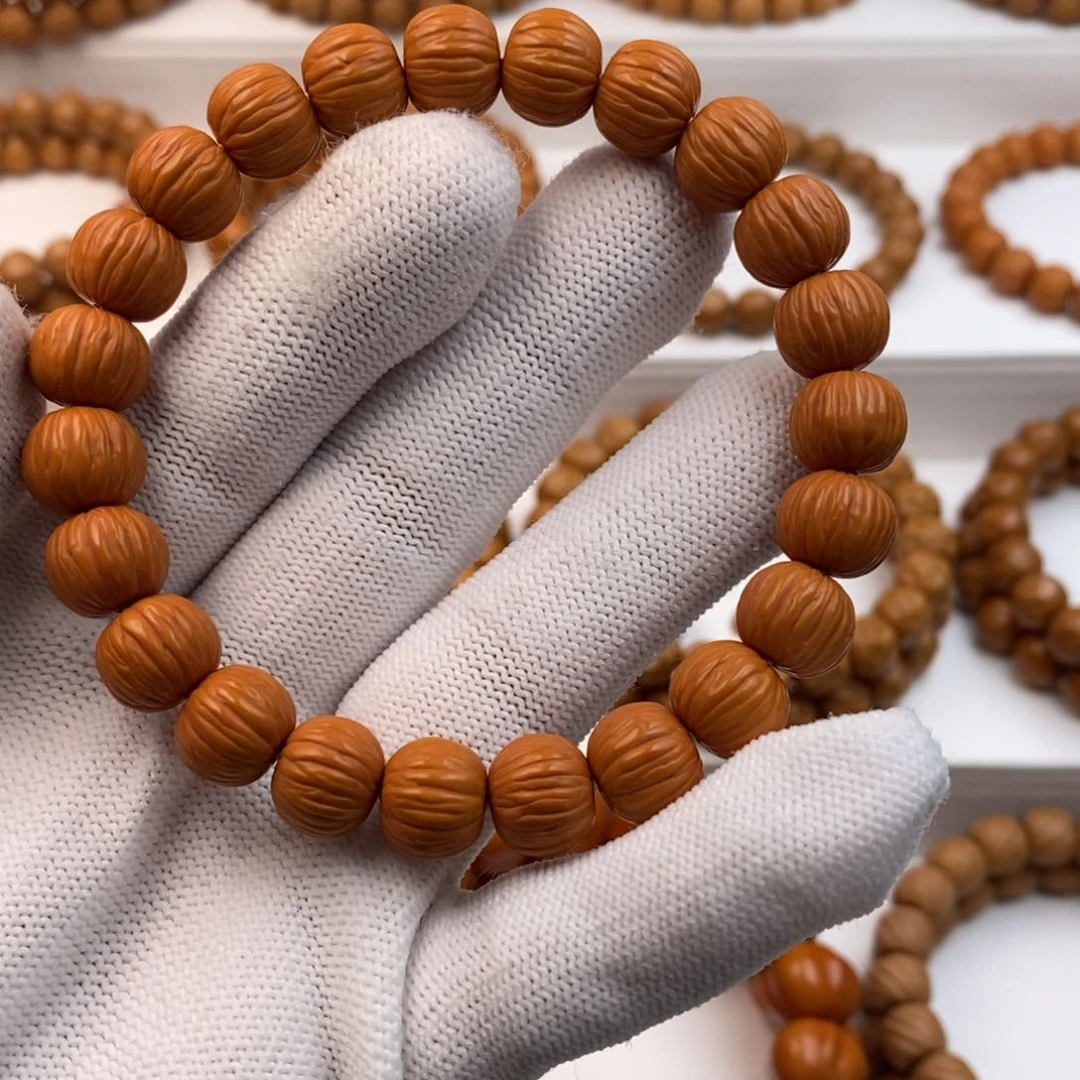 猴头核桃吊坠赶*人小土豪