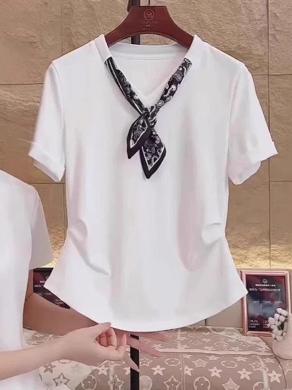 法式设计感丝巾V领短袖T恤女士时尚减龄收腰显瘦纯色套头上衣夏季